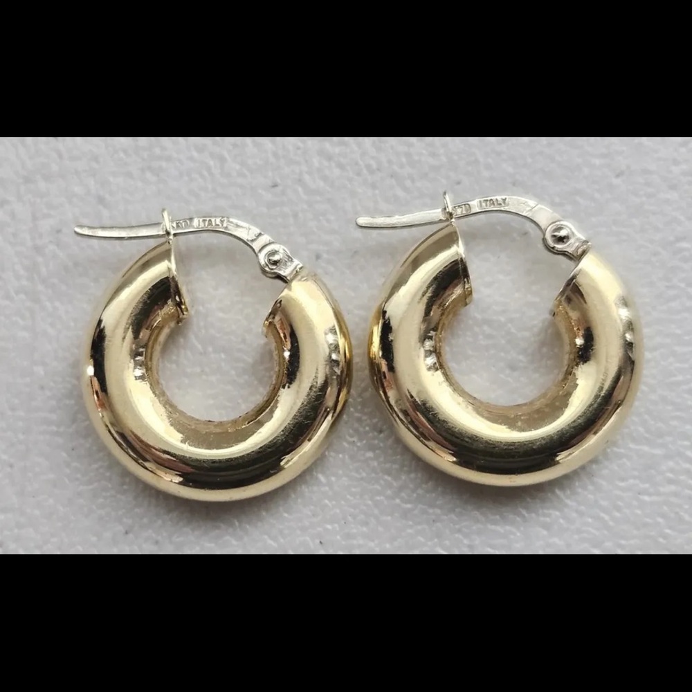 14K Italian Yellow Gold Huggie Hoop Earrings